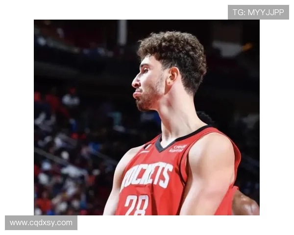 波尔津吉斯称赞申京首战表现出色 传球能力堪比小约基奇 波尔津吉斯称赞申京首战表现出色 传球能力堪比小约基奇