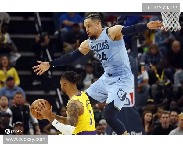 狄龙被弃事件背后灰熊打压的深层动机与隐藏策略解析 狄龙被弃事件背后灰熊打压的深层动机与隐藏策略解析